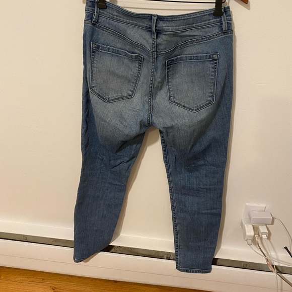 Ann Taylor LOFT JEANS size 8P - Picture 3 of 6